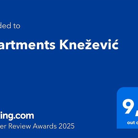 Apartments Knezevic Макарска Екстериор снимка